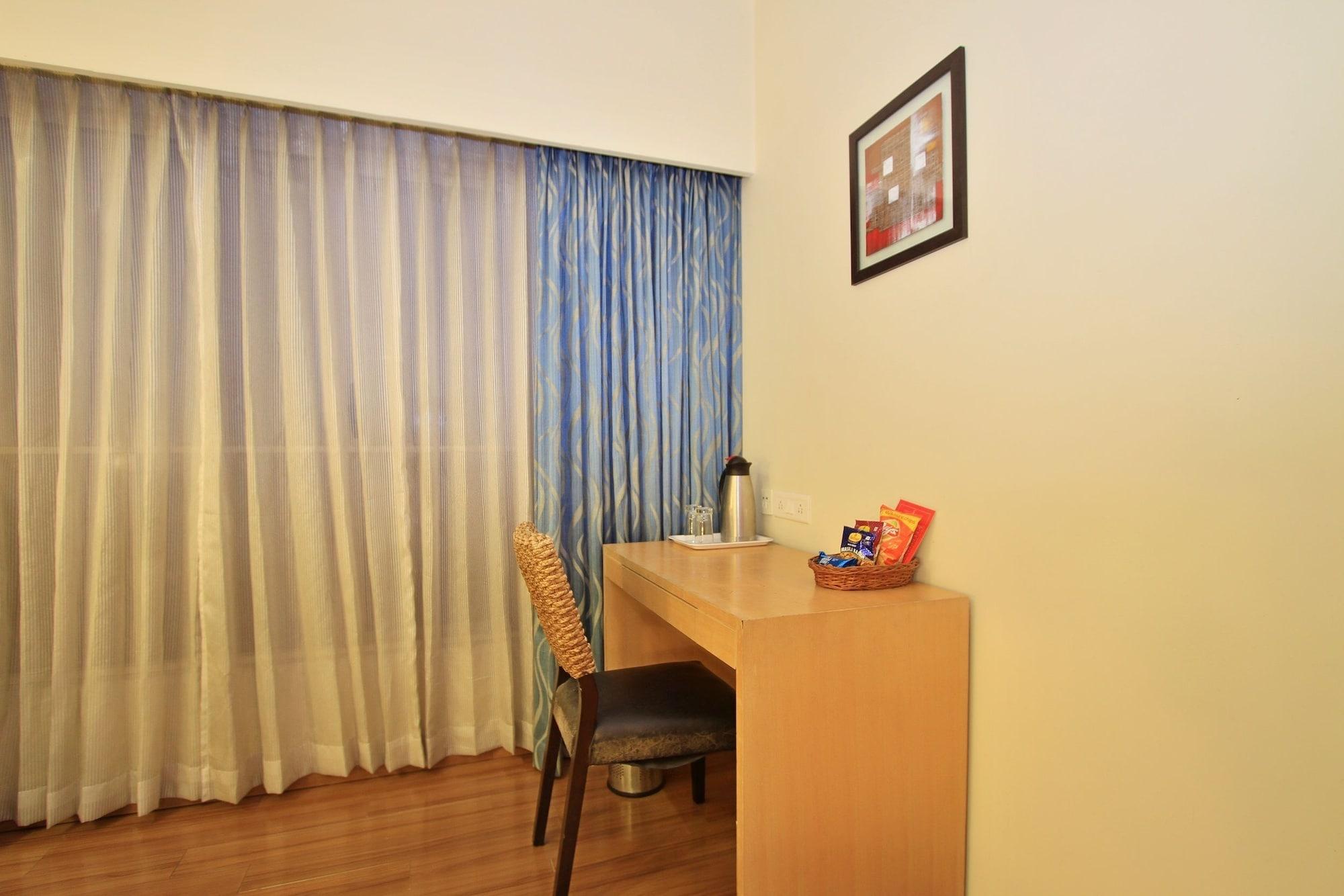 La Sara Hometel Bangalore Exteriör bild