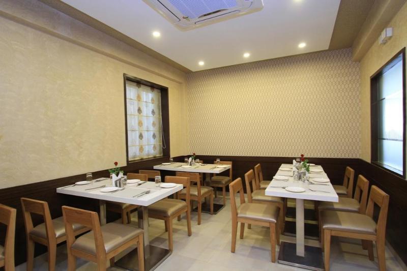 La Sara Hometel Bangalore Exteriör bild